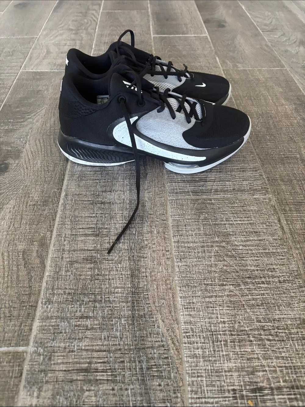 Nike Zoom Freak 4 Black Basketball Shoes Men’s 10 - Picture 2 of 7